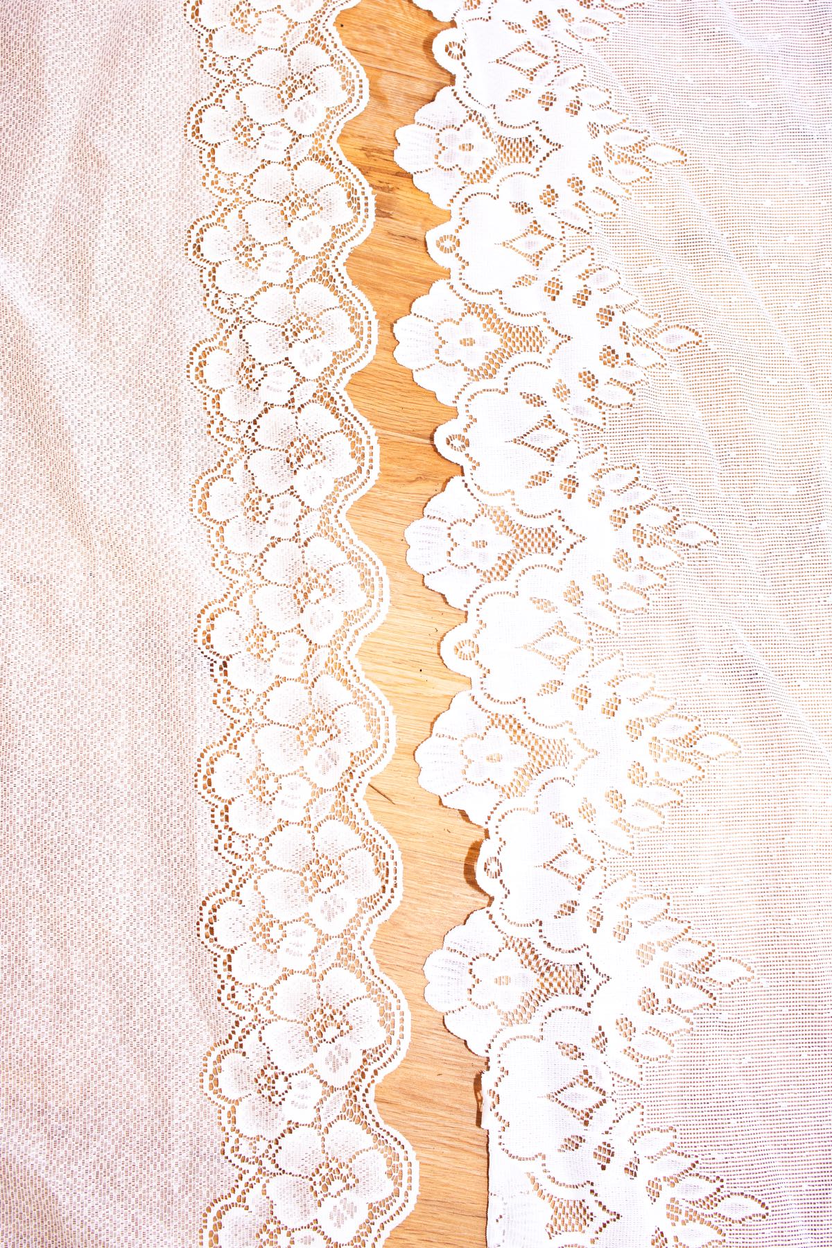 verschiedene weiße Vorhänge