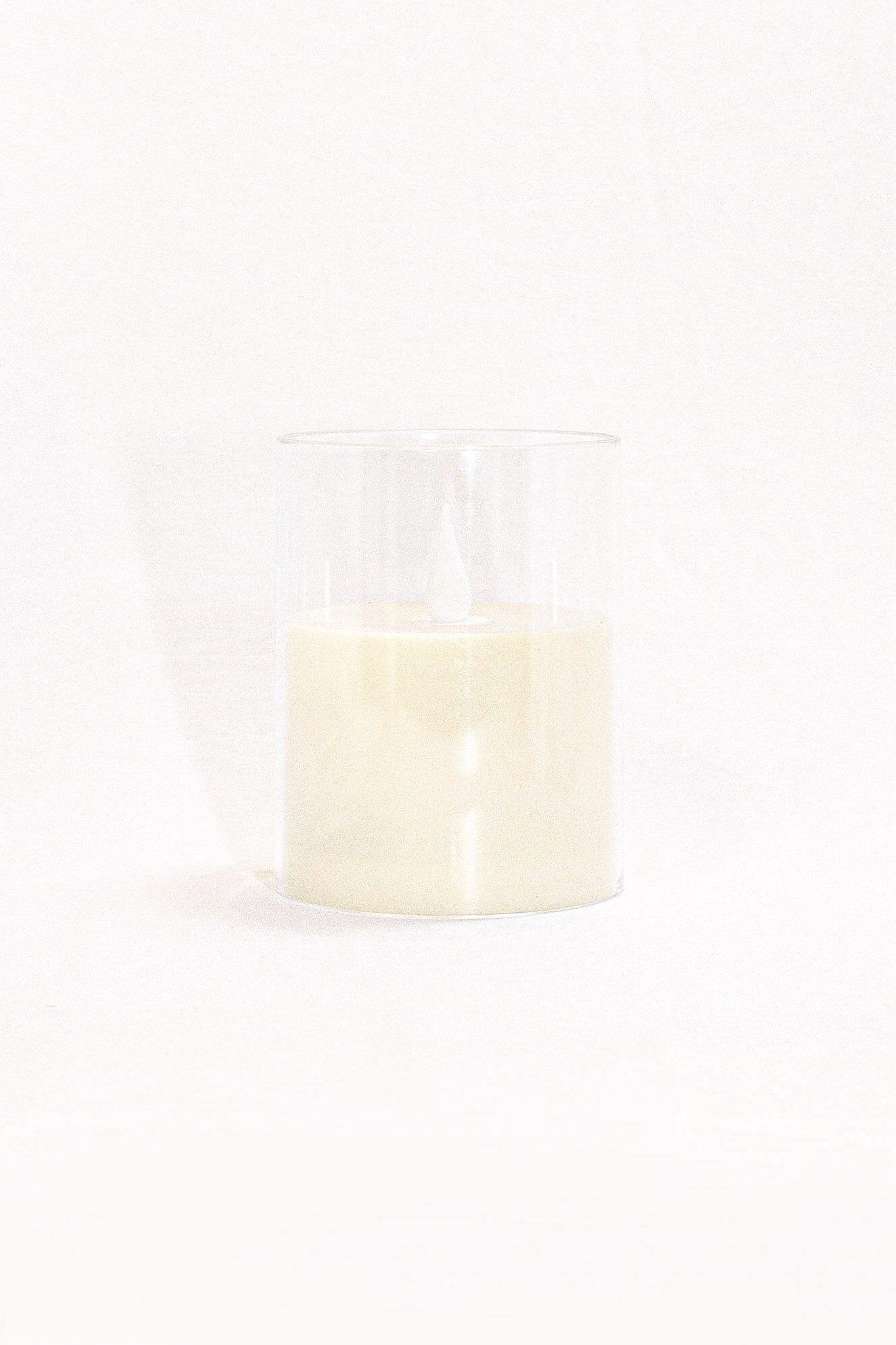 LED Stumpenkerze im Acrylglas Klein, Creme